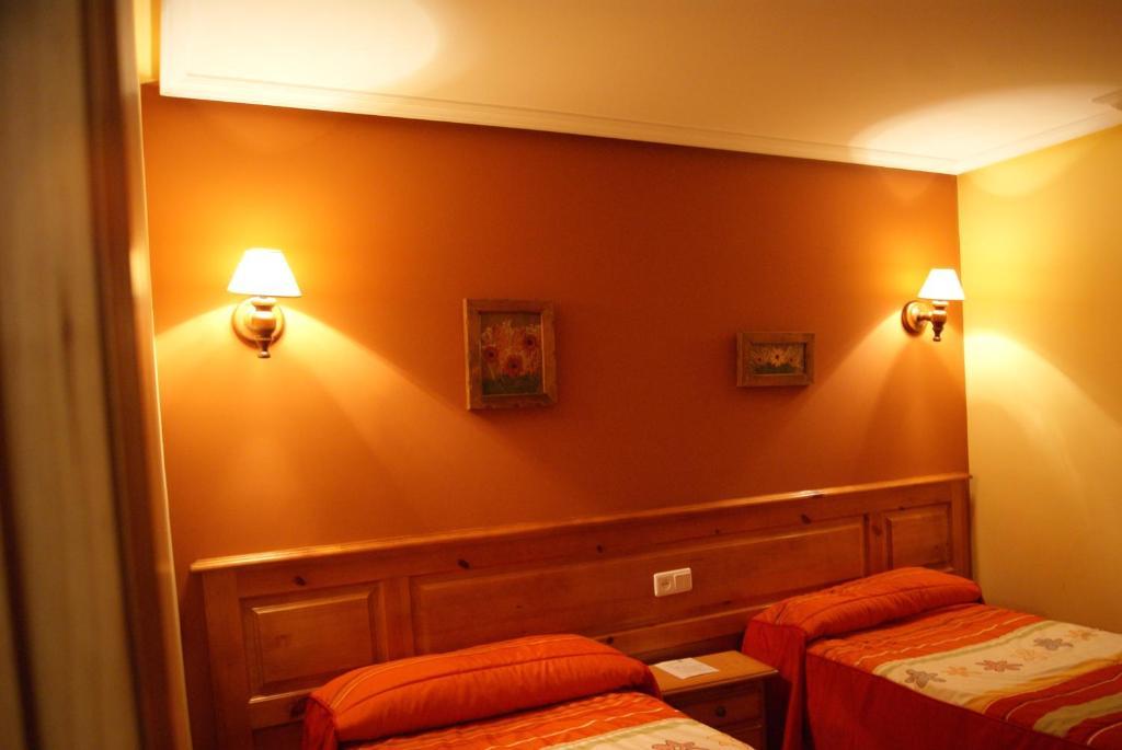 Hotel Garganta Del Cares ปอนเซโบส ห้อง รูปภาพ